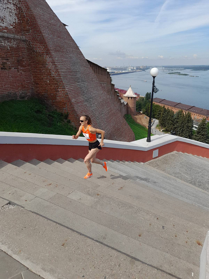 Ольга Онуфриенко - победитель забега «Чкаловская лестница»